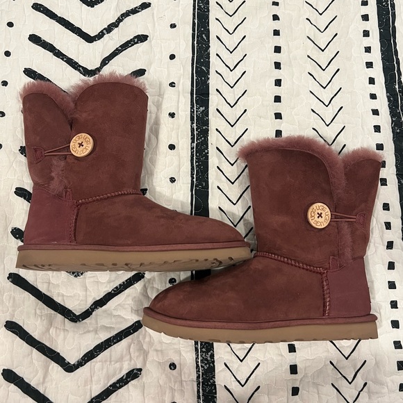 UGG Bailey Button II Boots, Women’s Sz 8 - Picture 6 of 6